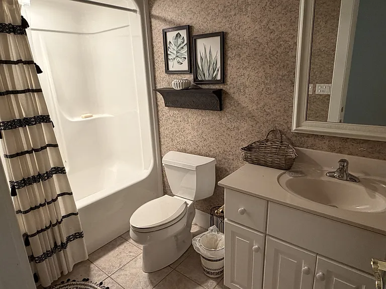 139 Summit Dr — Photo 36