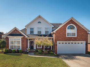 106 Windy Valley Ln, Maumelle, AR 72113