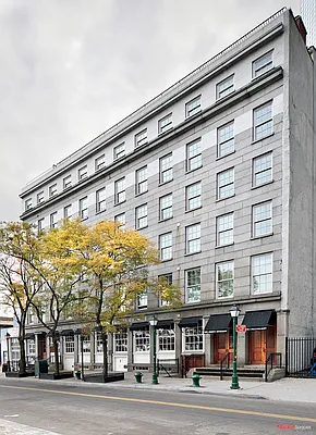 Sold by Modern Spaces | media 36