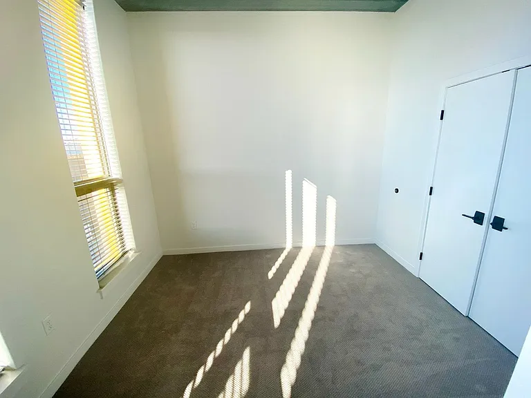 Kelley Square Lofts — Photo 12