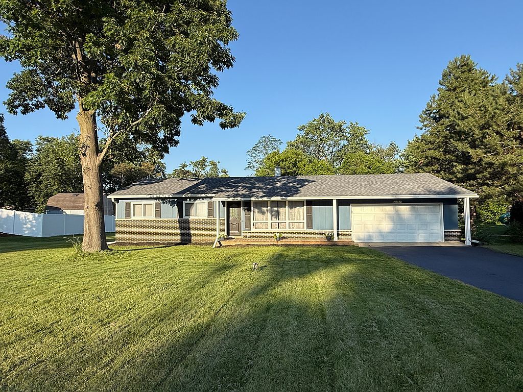 2N267 Pleasant Ave - Property Image