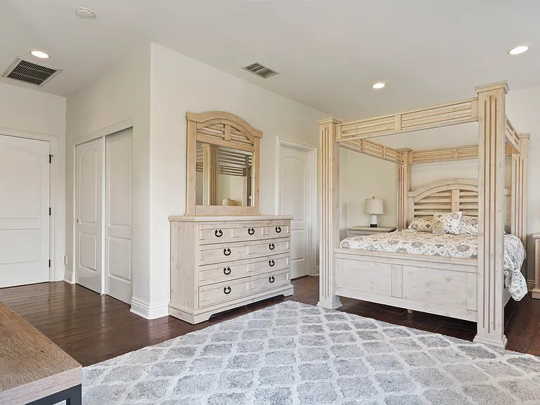 5128 Avenida Hacienda — Photo 25