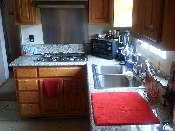 5th image of 1124 E 118th Pl