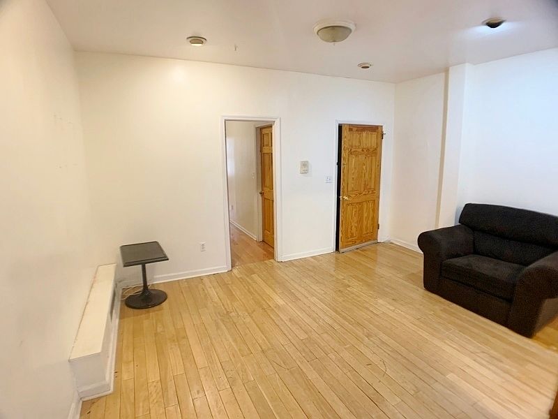 1st image of 14-29 29th Ave #1