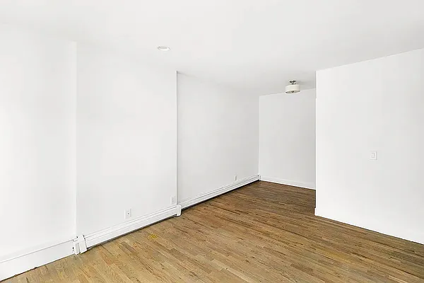 Rented by Freestone Property Group | media 2