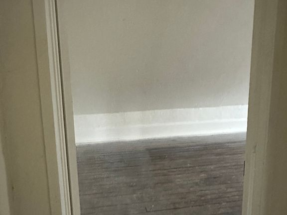 2nd image of 132 North Ave NE #3