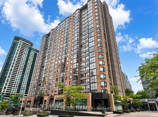 265 Enfield Pl #511, Mississauga, ON L5B 3Y7