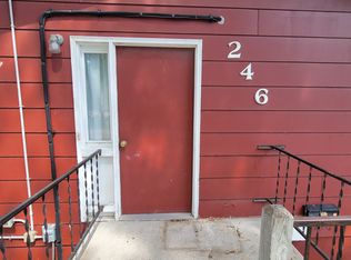 246 N 4th St #1, Seward, NE 68434