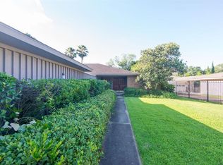 5254 N Braeswood Blvd, Houston, TX 77096