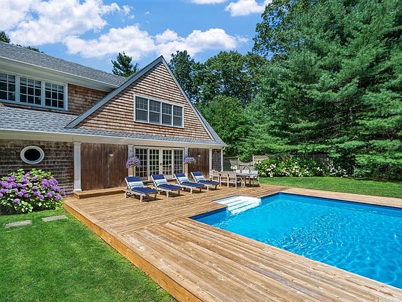 3rd image of 2 Scoy Ln