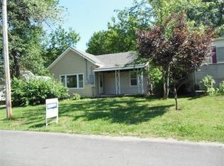 506 E Oak St, Clinton, MO 64735