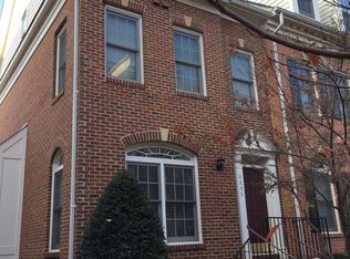 8855 Ashgrove House Ln, Tysons Corner, VA 22182