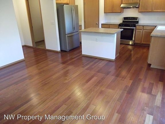 4th image of 11811 59th Dr SE