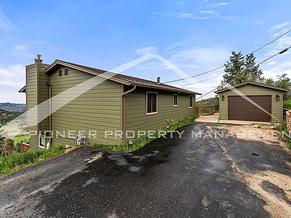 2nd image of 1334 Ponderosa Dr