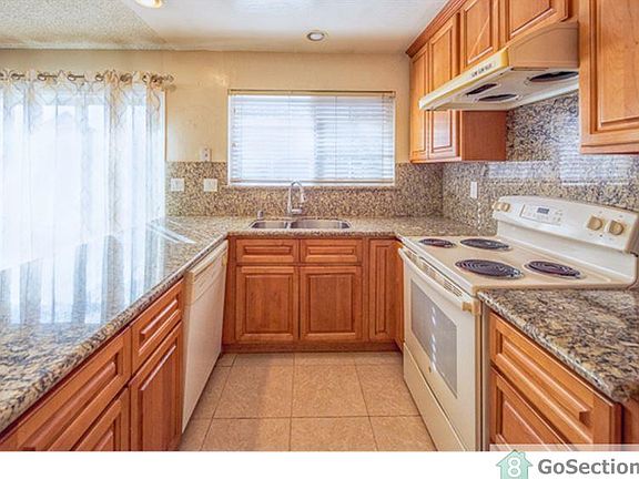 5th image of 2895 Gigi Ct