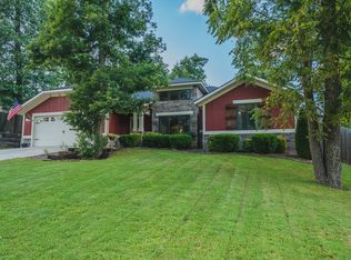 1006 Ravine St, Cave Springs, AR 72718