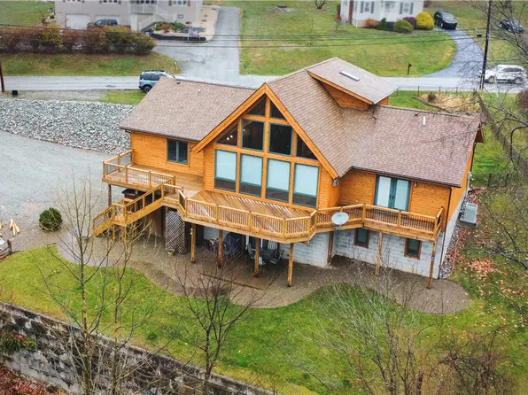 1250 Center St, White Oak, PA 15131