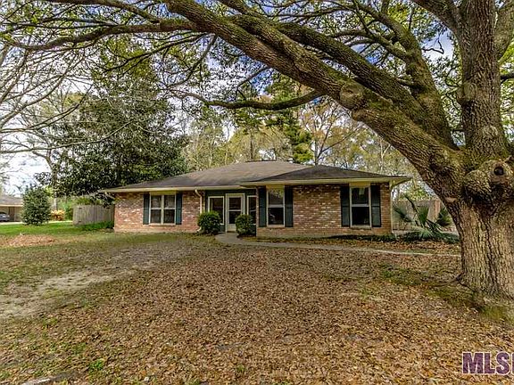 2nd image of 9613 Gene Buckle Ave