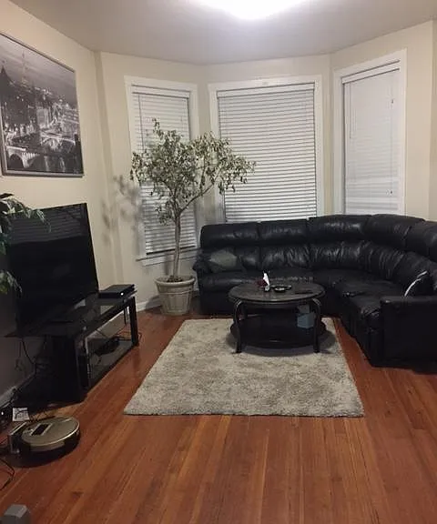 919 N Sacramento Blvd #2 — Photo 3