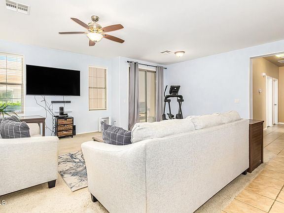 4th image of 3868 E YEAGER Drive