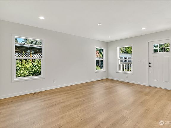 4th image of 1111 Archwood Drive SW #407