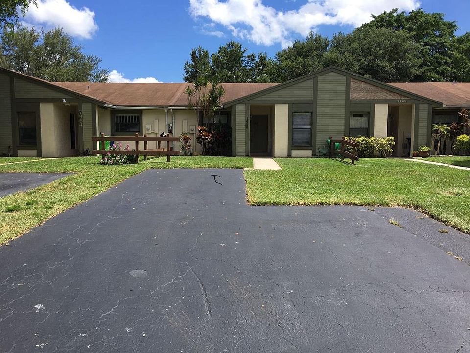 1st image of 7853 NW 41st Ct