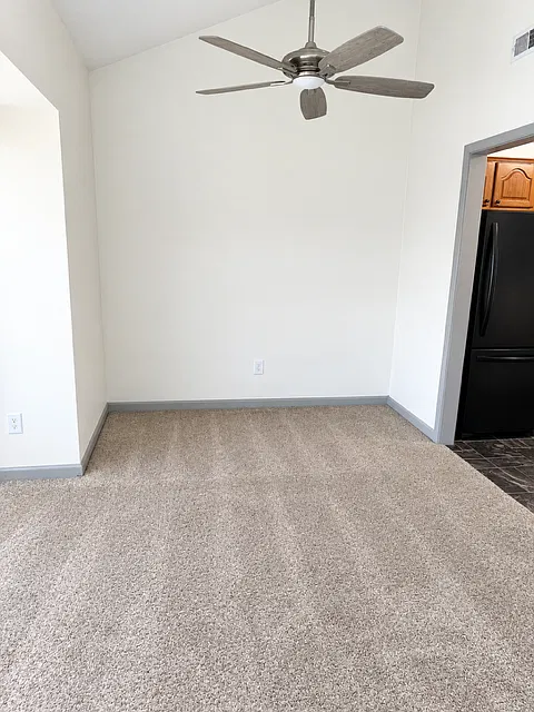 2 bed, 1355 sqft, $2,000 — Photo 3