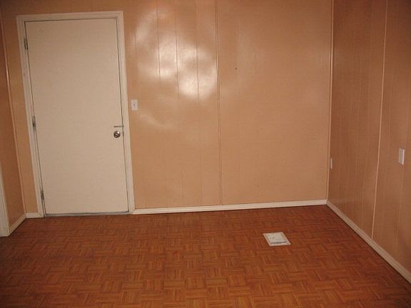 5th image of 10523 W Luna Vista St