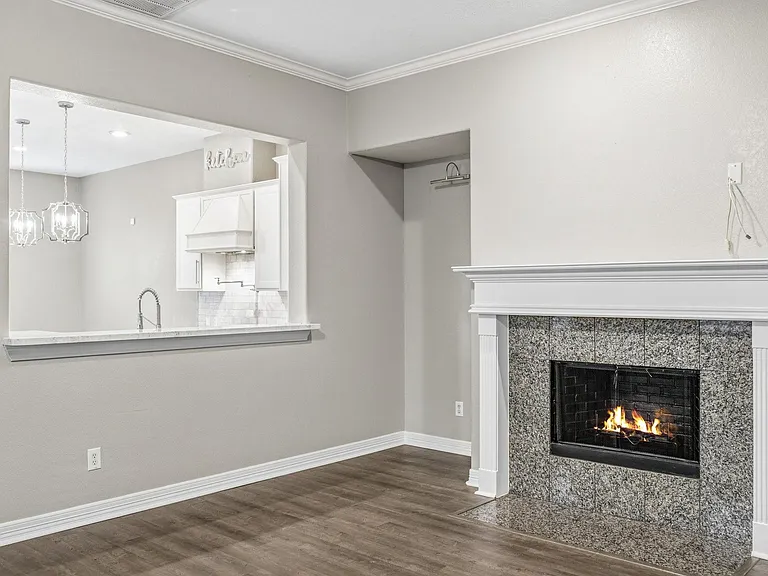 2711 Wallingford Pnes — Photo 8