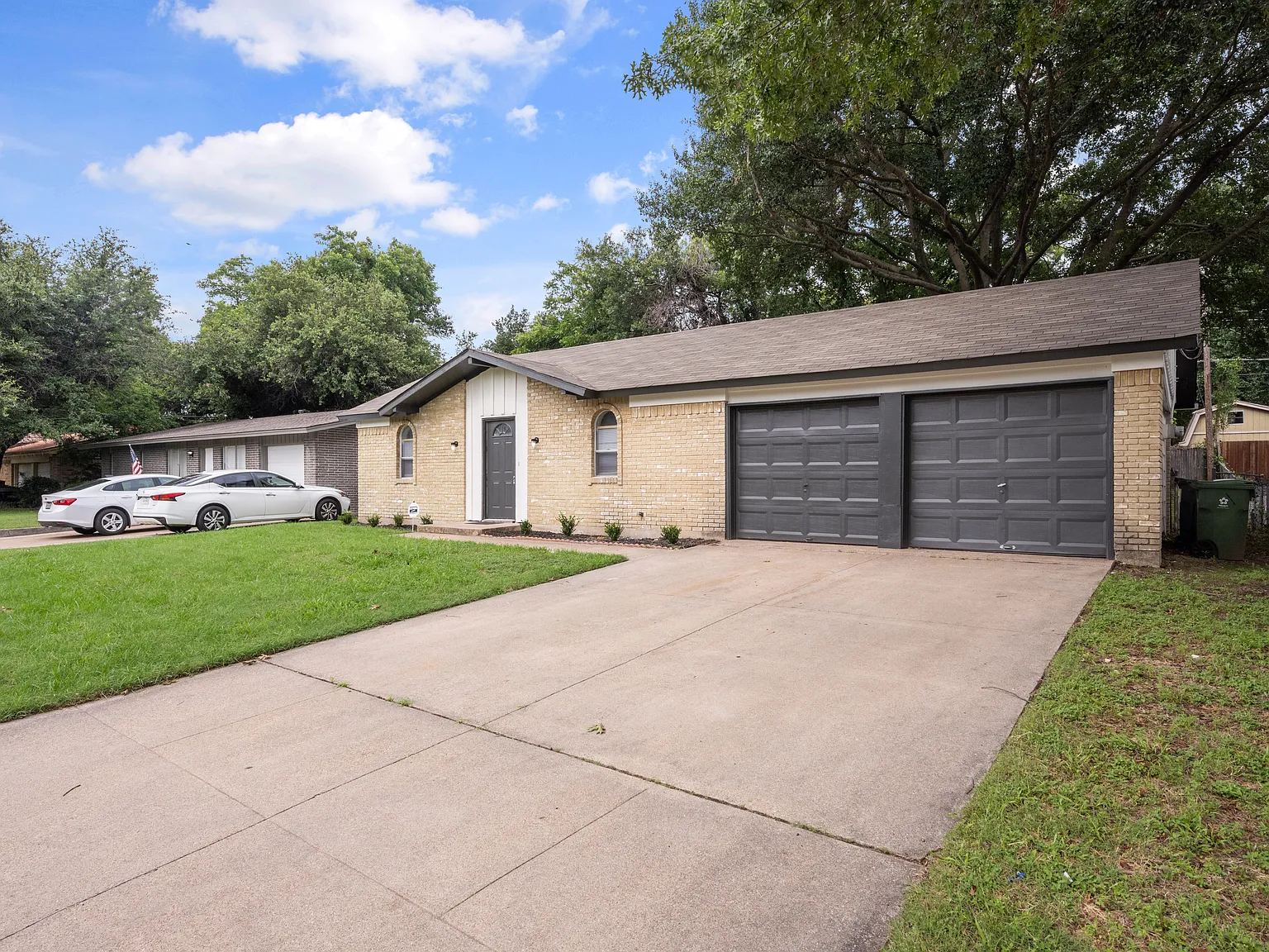 2510 South Fielder Rd Arlington TX 76015 — Photo 3