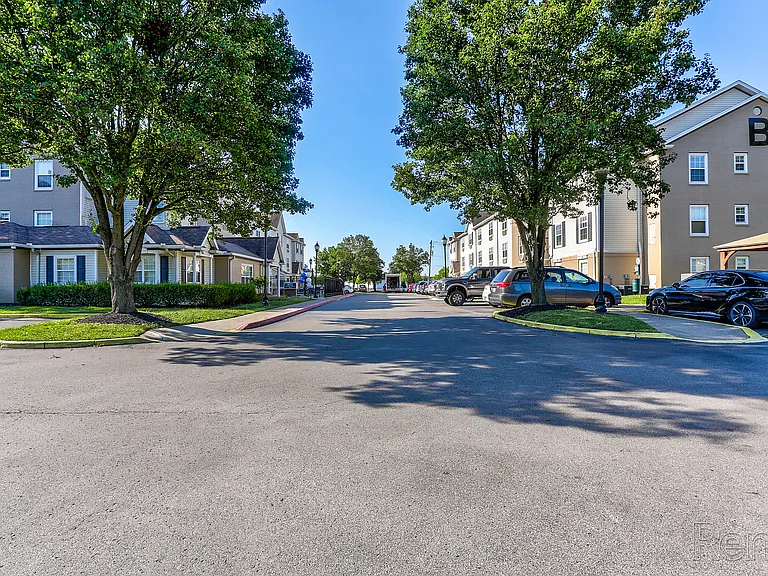 619 N Shore Dr #1 — Photo 30