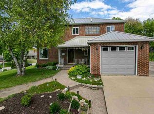 150 Concord St, Dubuque, IA 52003