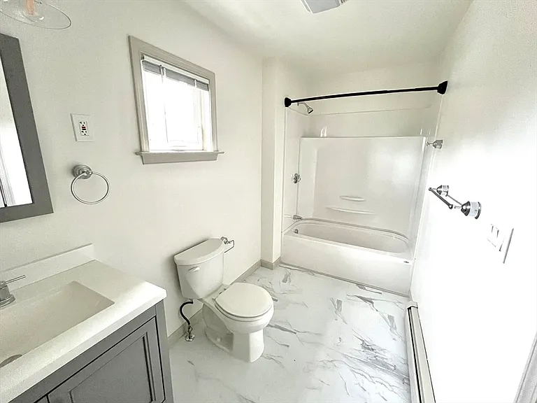 2591 Washington St — Photo 18
