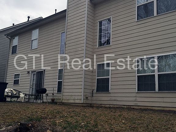 2nd image of 2097 Longmont Dr
