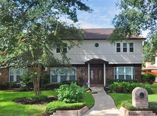 19911 Pinehurst Trail Dr, Humble, TX 77346