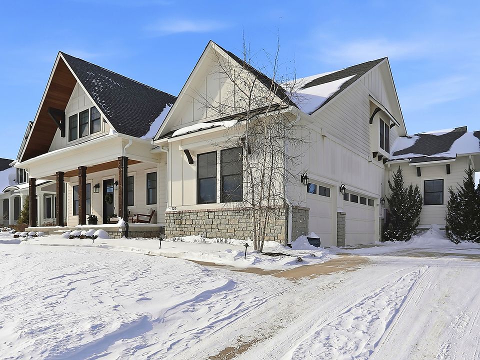2nd image of 720 Chatham Hills Blvd