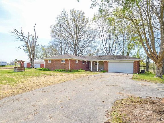 2nd image of 4327 Mascoutah Ave