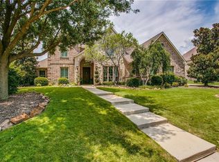 2305 Mockingbird Ln, Flower Mound, TX 75022