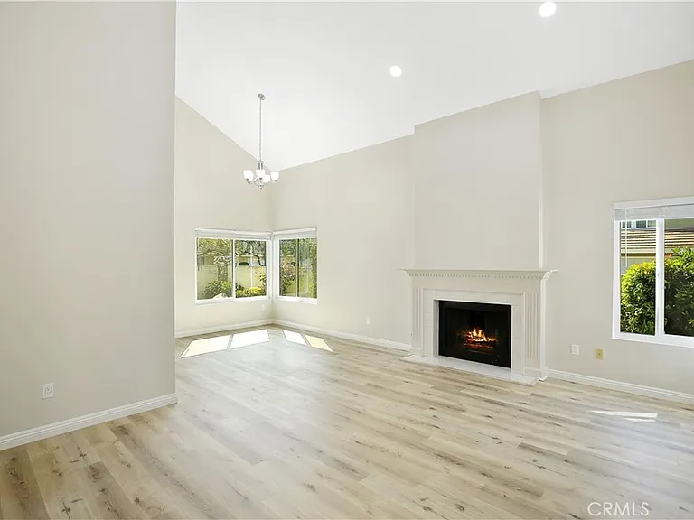 3 Southsand — Photo 2