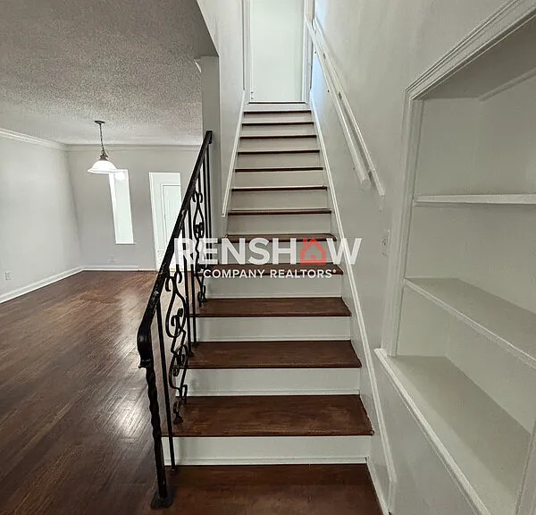 378 N Highland St — Photo 10