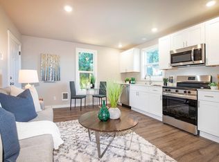 705 4th Ave SW #3, Puyallup, WA 98371