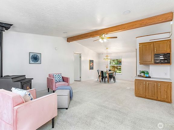 5th image of 7934 NE Three Berry Lane