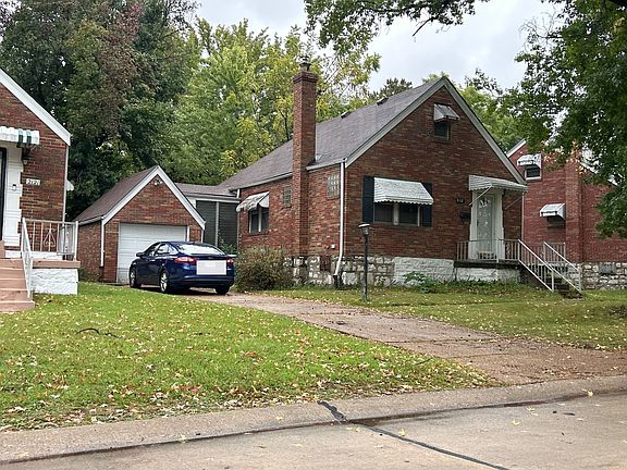 3rd image of 2117 Fairhaven Dr
