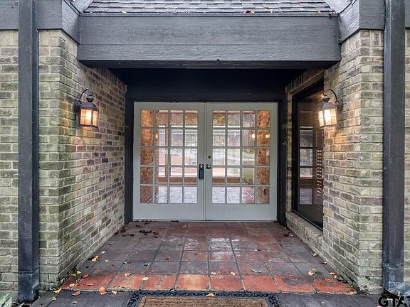4th image of 6109 Quail Creek Dr