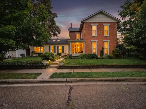 223 Western Ave, Brookville, OH 45309