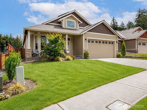 3rd image of 9744 Brayden Court SE