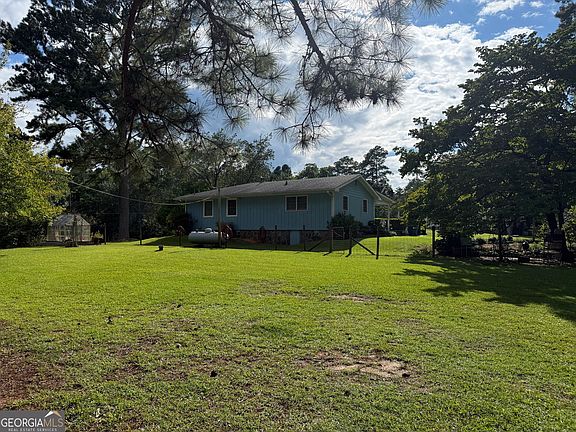 2nd image of 9010 Clark Rd