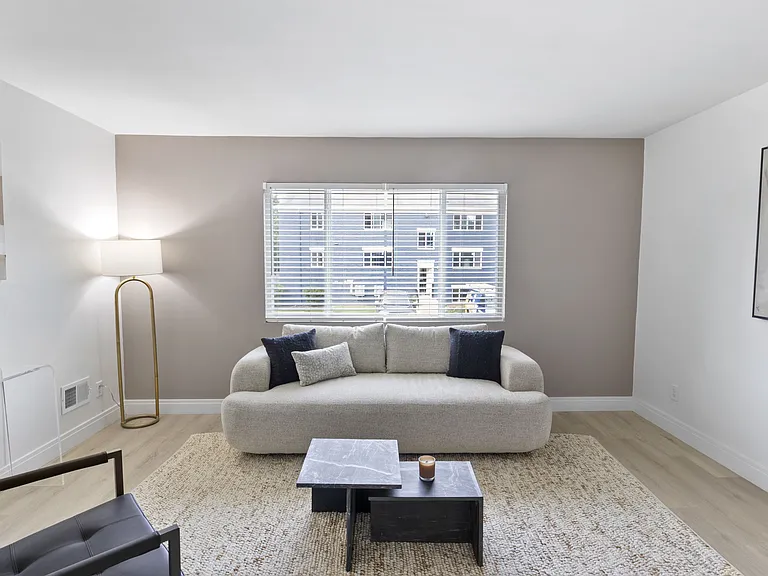 Living Room | Cadence of Newport