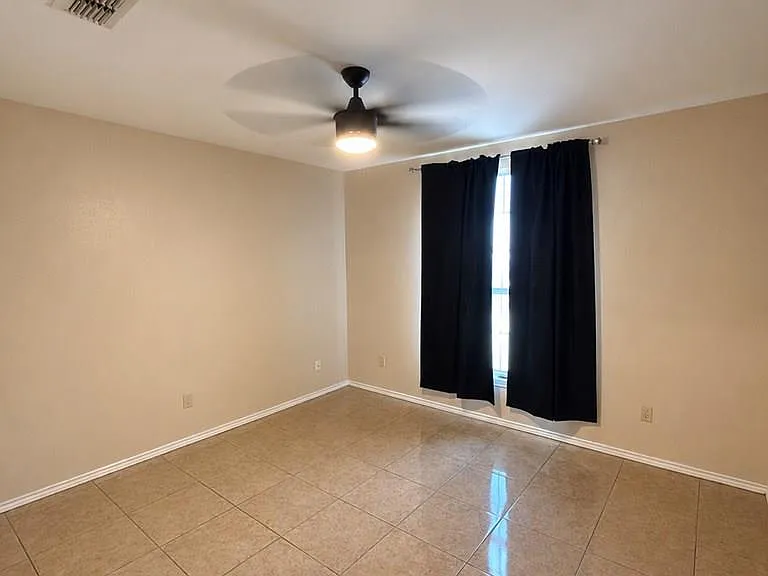 1372 Guadalupe Cir — Photo 14
