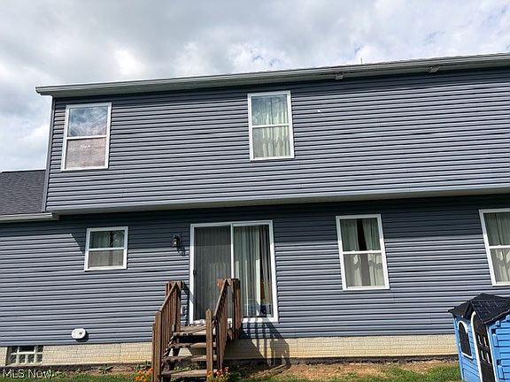 4th image of 4916 Julie St
